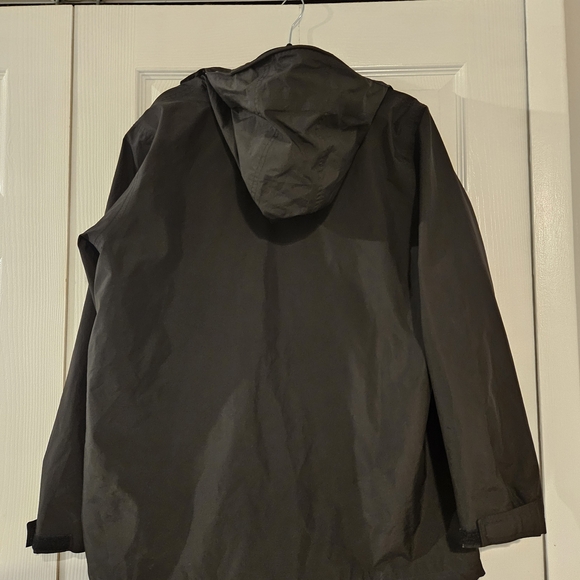L.L. Bean Women's Vintage Trail Model Raincoat Black - Picture 3 of 4